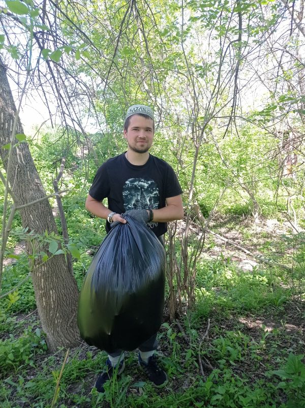 Верлибр. Алексей Дронов интервью мусор