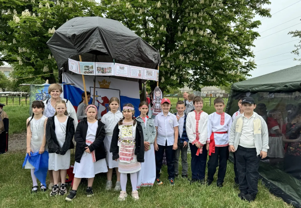 СШ 21. Фестиваль народов России ученики