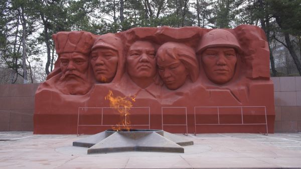 ТО. Калмыкия памятник воинам