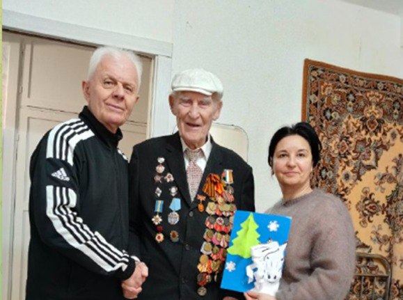 Барвинок. Ветеран Оленин 3